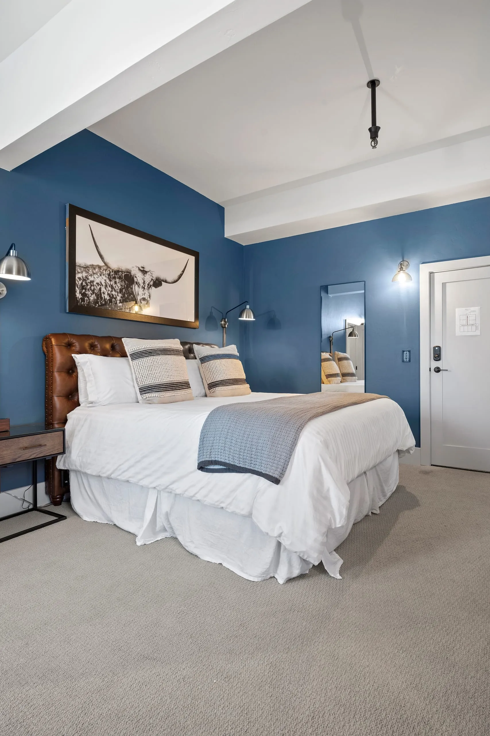 Room #1, photograph 11 of 11